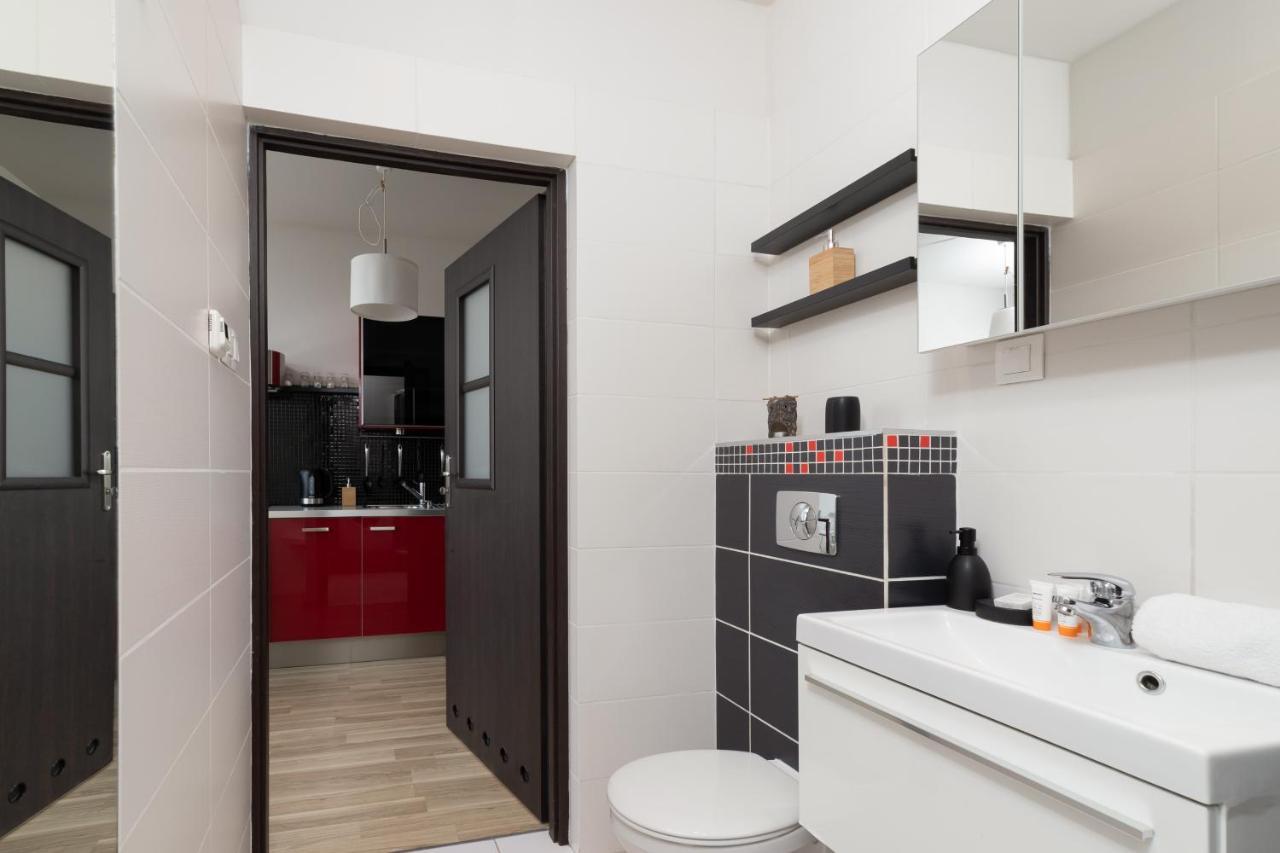 Lea Apartment Kraków Krowodrza by Renters Cracóvia Exterior foto